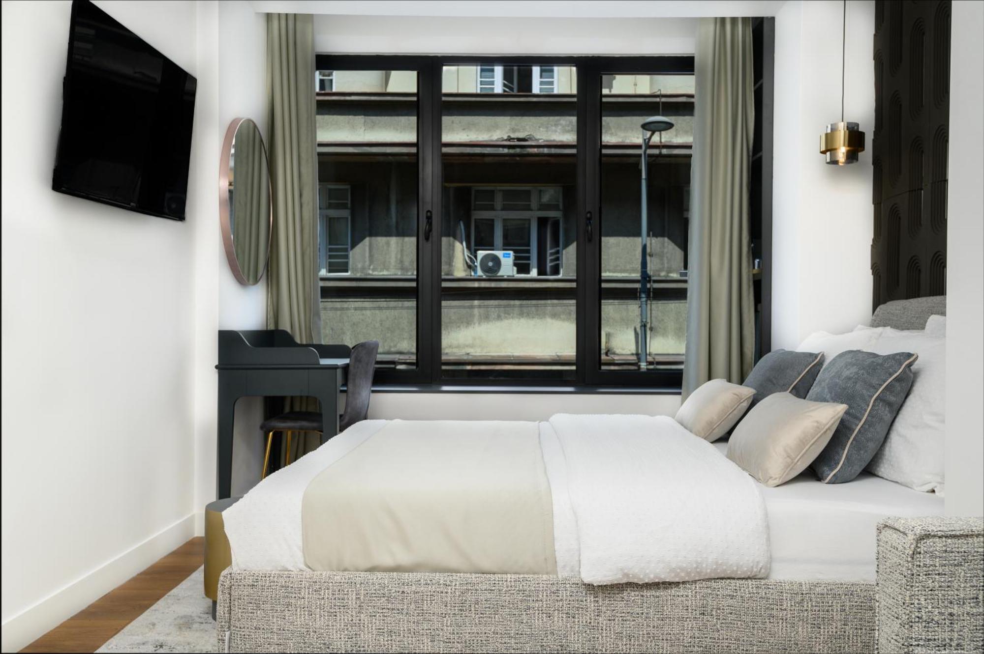 Urban Downtown Luxury Rooms And Suites Belgrad Exterior foto